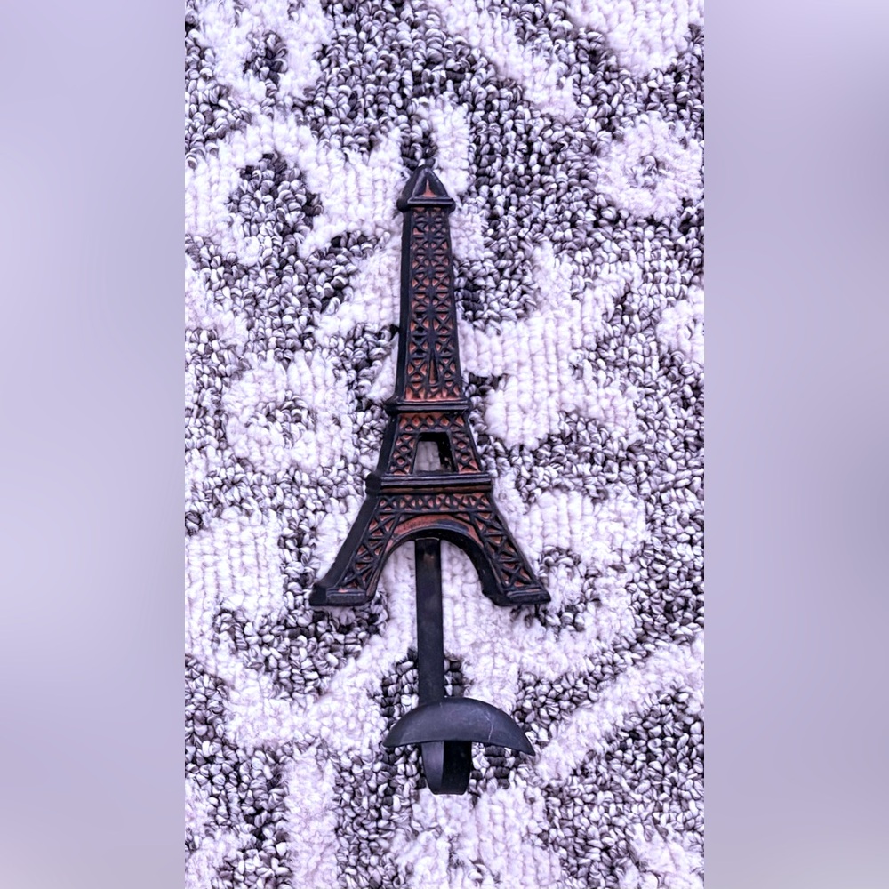 Vintage Eiffel Tower Decorative Hook (Iron?) - Landmark